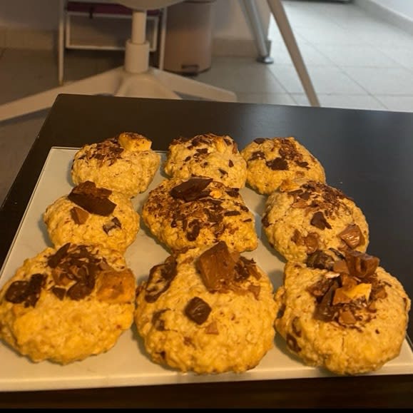 עוגיות שיבולת שועל עם שוקולד קינדר 🍫 